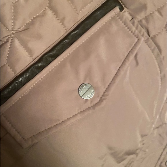 Quilted Guess jacket - Picture 5 of 16